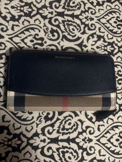Burberry Elmore House Check and leather zip-around wallet 