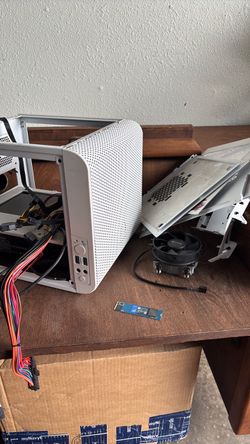 Computer parts / hard drive