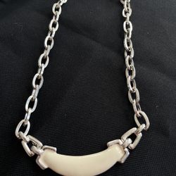 Adorable Vintage Monet Choker Necklace  Silver Tone Metal