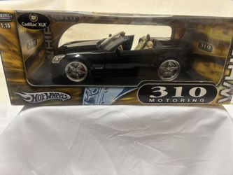 Hot Wheels 1:18 Cadillac XLR