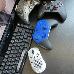 Xbox And Xbox Accessories 