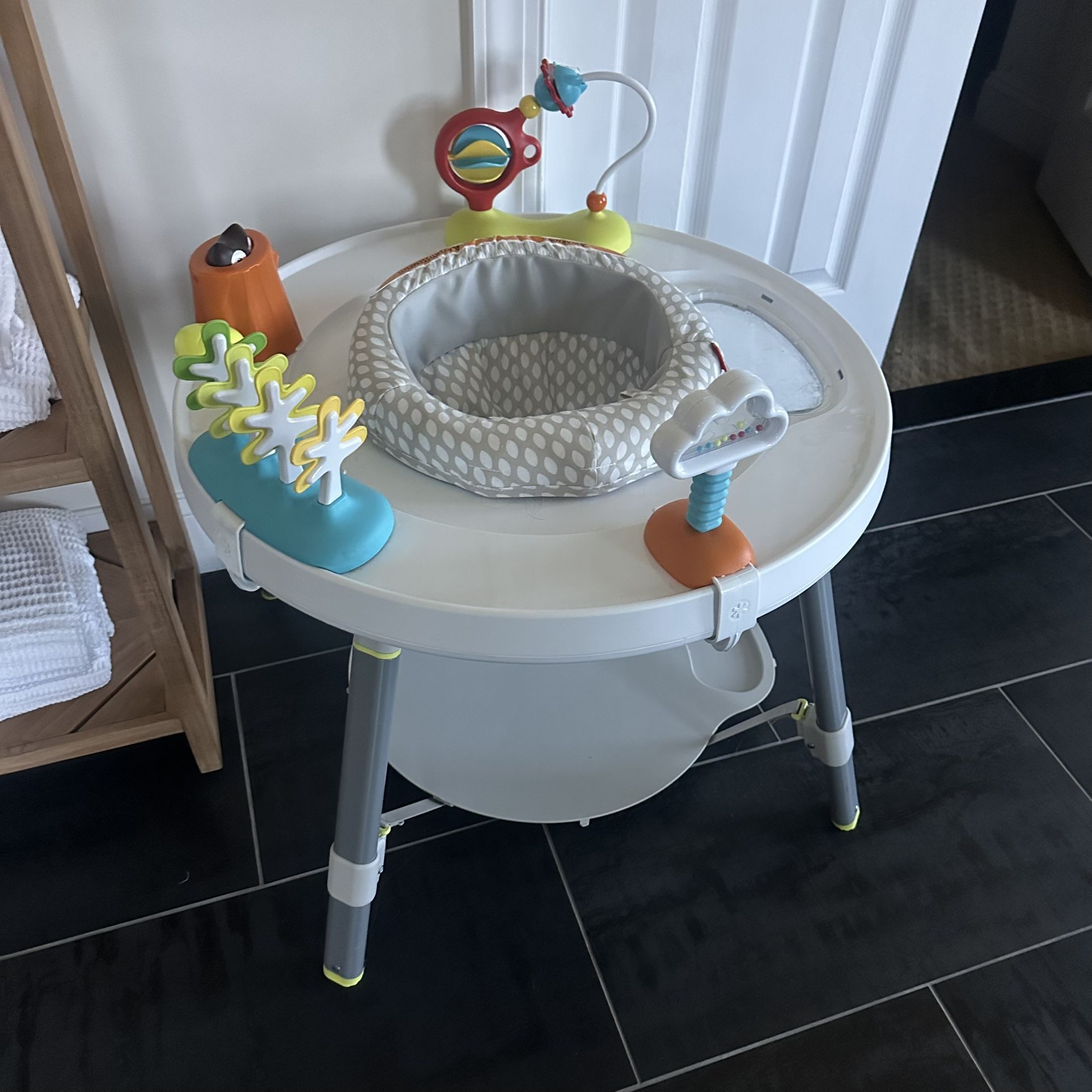 Baby Activity Center 