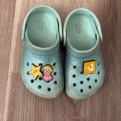Crocs C9