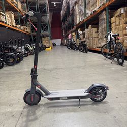 Electric scooter