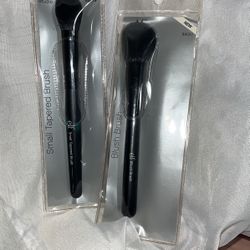 Makeup Brushes 