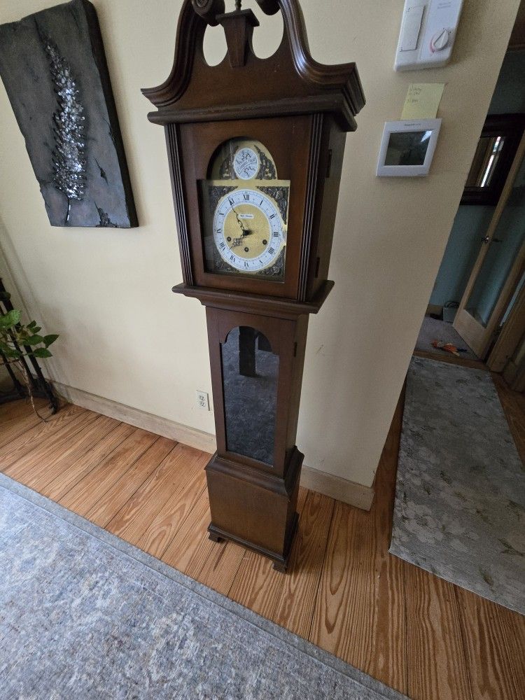 Standing Clock