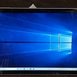 Microsoft Surface Pro 7 Cracked Screen 