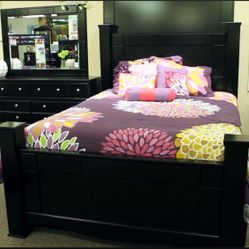 New Queen Bedroom Set. Last 1. Can Deliver