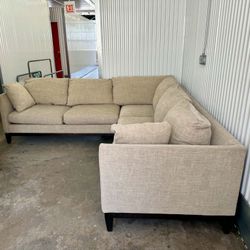 Sectional $650 - Free Delivery 