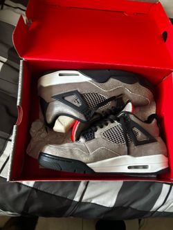 Jordan 4