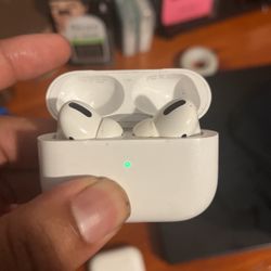 AirPods Pro