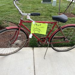 1967 Schwinn Bicycle For A Collector !