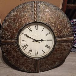 Vintage Clock Works Good 