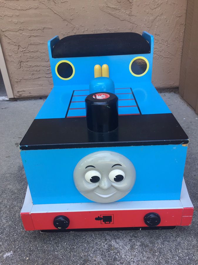 Wood Thomas the Train toy box