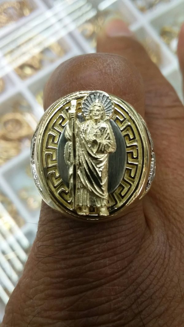 14k Gold san judas ring 13.8 grams for Sale in Los Angeles, CA OfferUp