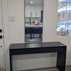 Entry Table & Arch Mirror