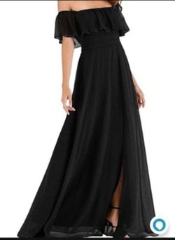 Womens off the shoulder Ruffle Dress- M