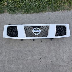 Front Grill Nissan Armada-Titan 2004- 2007