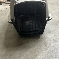 Small Dog/cat Crate