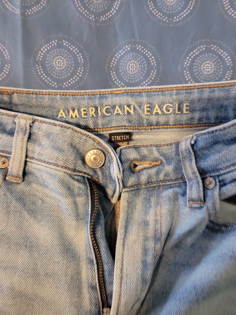 American Eagle Size 2