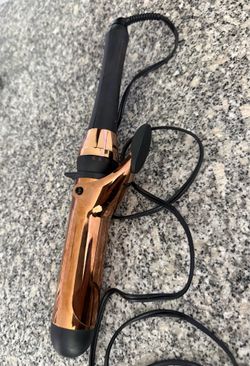 Infiniti Pro by conair Rose Gold Titanium 1.25 inch Curling iron