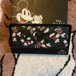 Mickey And Minnie Wallet. With Card Holder  Still smells like a new wallet