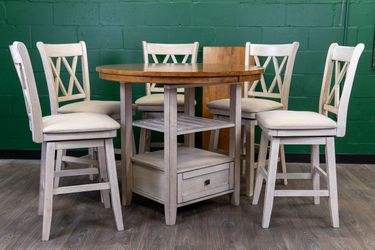 Bistro Dining Set w/ 5  Swivel Chairs and Leaf - Great Condition - Delivery Available