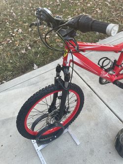 Ferrari CX30 Mountain Bike Bicycle Grand Prix Red Local Pickup Only a x for Sale in Mooresville NC OfferUp