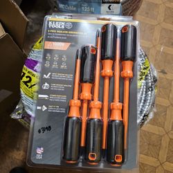 Klein Tools
Screwdriver Set, 1000 Volt Insulated, 6-Piece