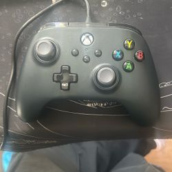 TRADE OR PURCHASE | Xbox series controller