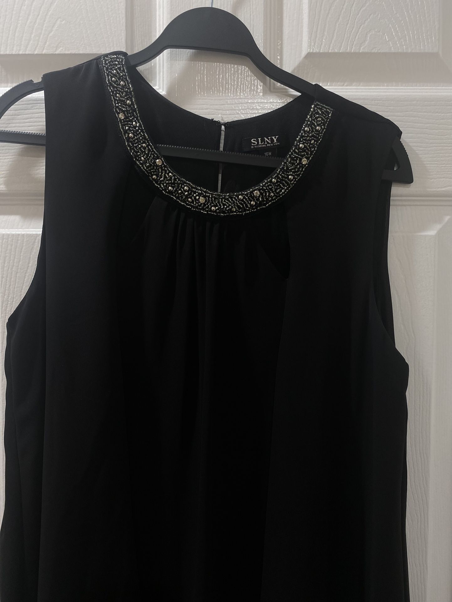 Evening Dress/Black/16W