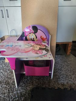 Minny Mouse kids chair
