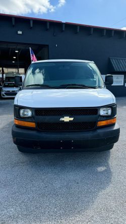 2017 Chevrolet Express 2500