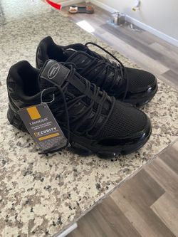 Lianggo Steel Toe Work Shoes size 8 men 10 women