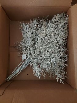 Melrose Silver glitter decor