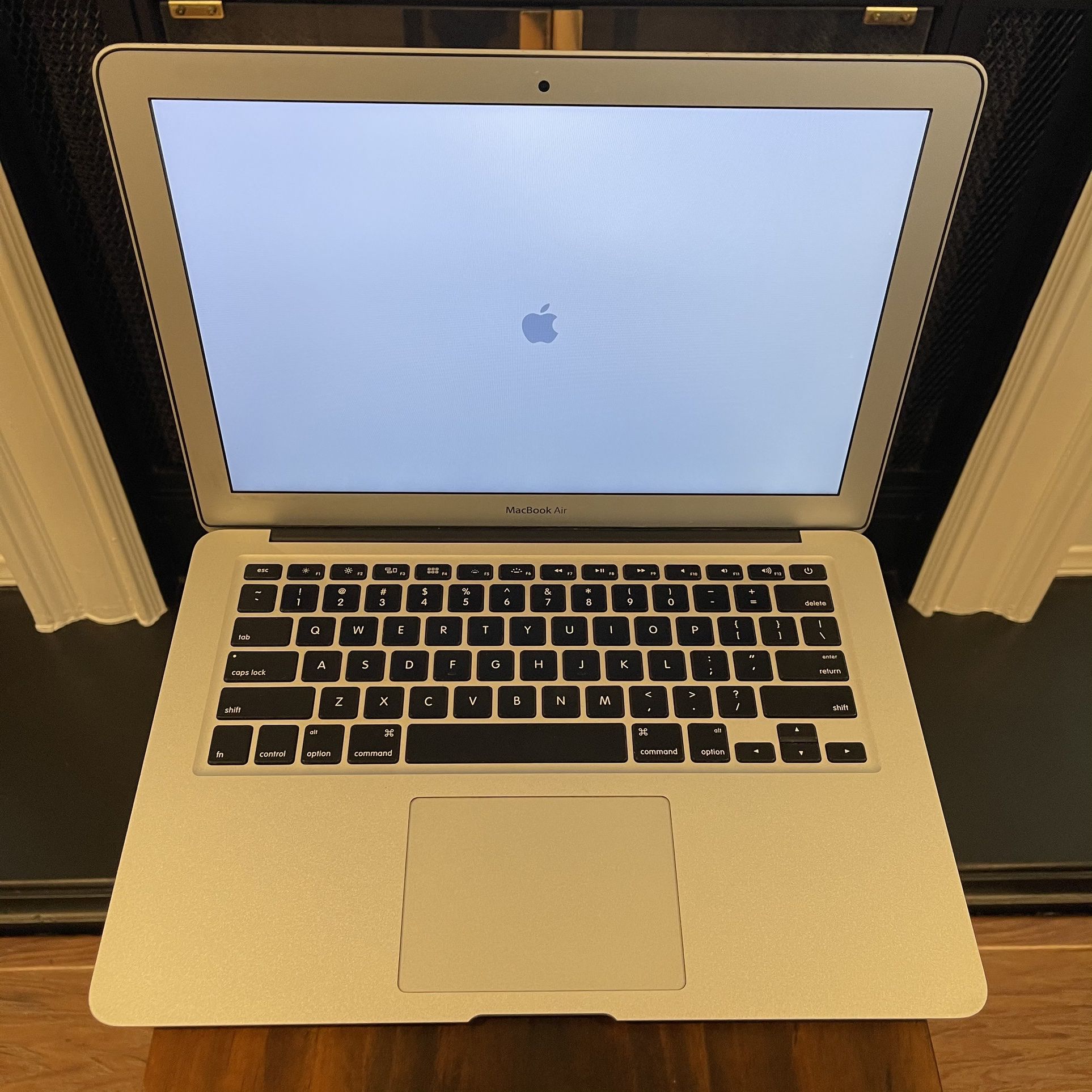 MacBook Air 13” i5 256GB SSD