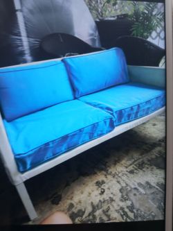Set sofa and 2 chairs $160