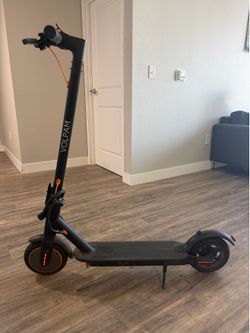 VOLPAM Electric Scooter W/ lock and key