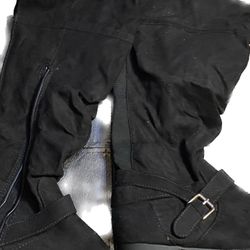 Womens 8 1/2 Black Faux Suede Boots