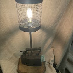 New Antique Iron Edison light lamp Wood base