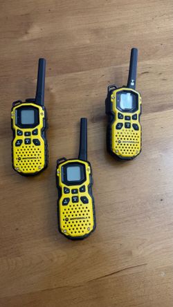 3-Motorola MS350R Walkie Talkies