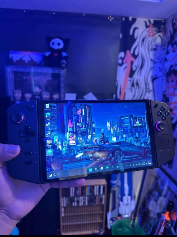 Lenovo Legion Go - 1TB (Complete in box)