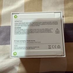 AIR POD PRO 3 (3rd Generation) MagSafe Wireless Charging Case (White)