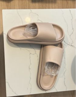 New beige Slide Sandals Size 8,9,10