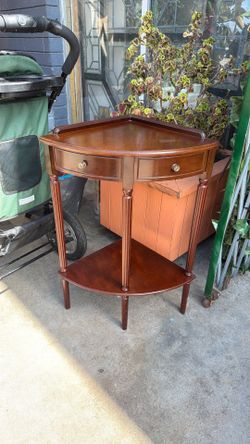 Antiquesolid wood corner tables16 by 16 30 tall