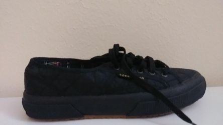 Superga shoe size 4 1/2