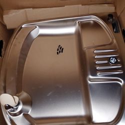 Elkay Water Fountain EzH20 