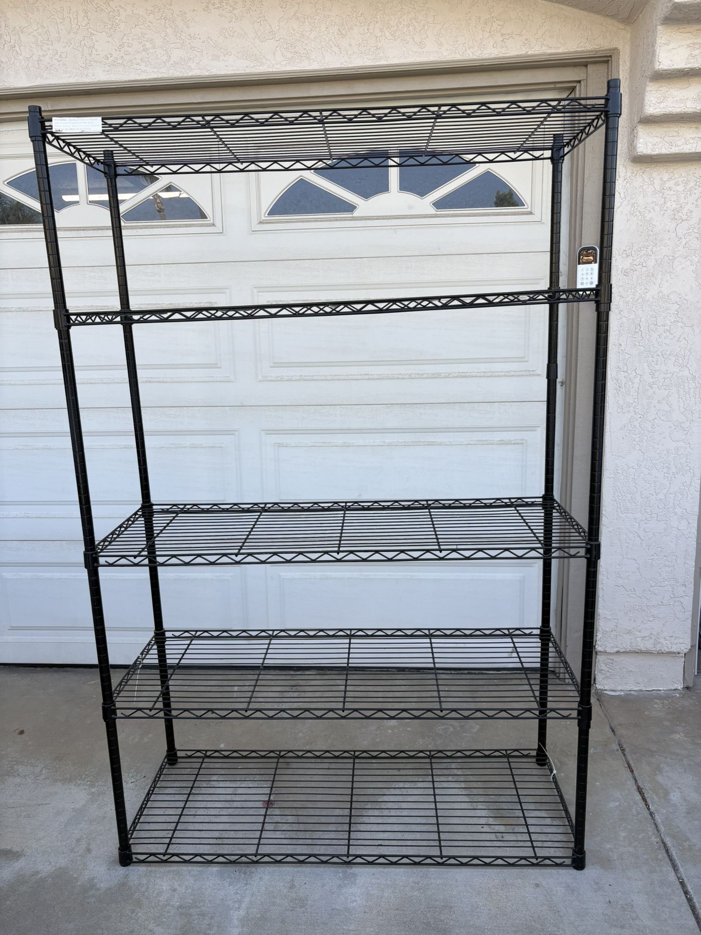 Wire Storage Shelving (3)
