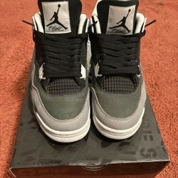 Jordan 4s 