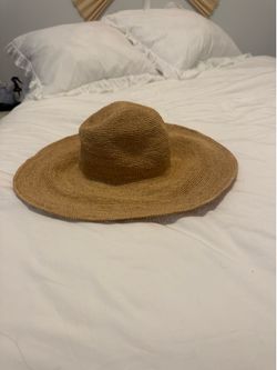 Aritzia Sunbeam Wide-Brim Hat